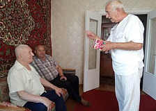 Празднование ветерана труда Прокопенко Владимира Николаевича с 95-летием